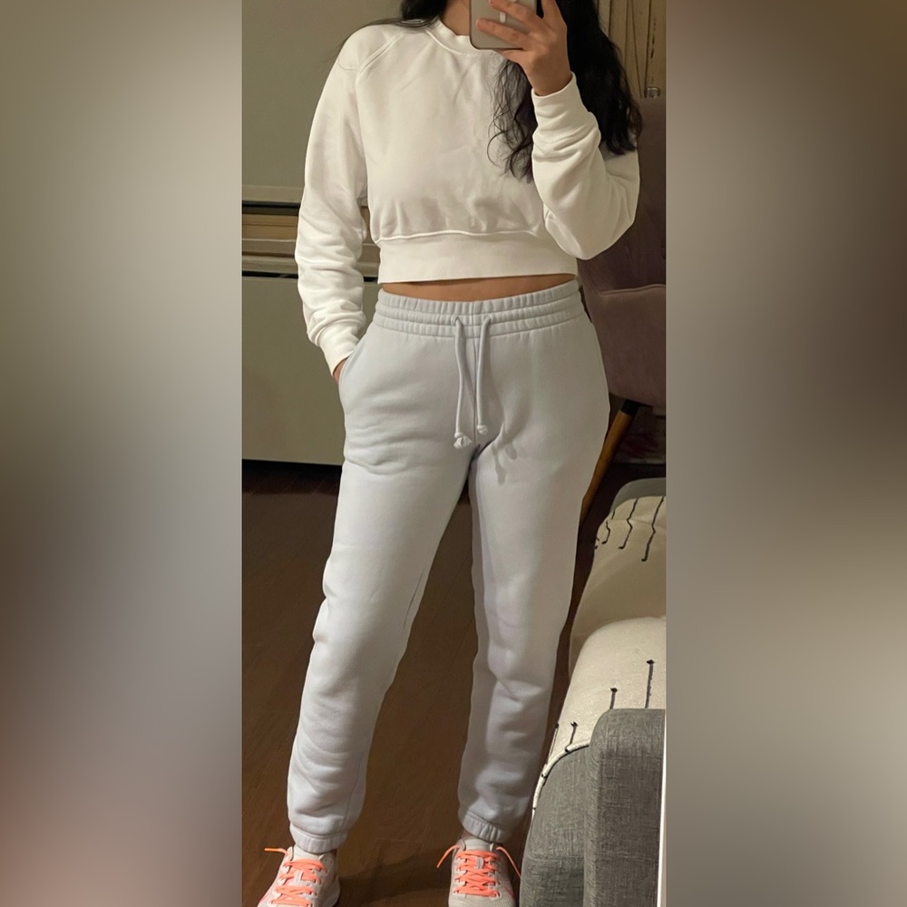 Aritzia Tna Cozy Fleece Sweatsuit (mirror blue) - Picture 6 of 17